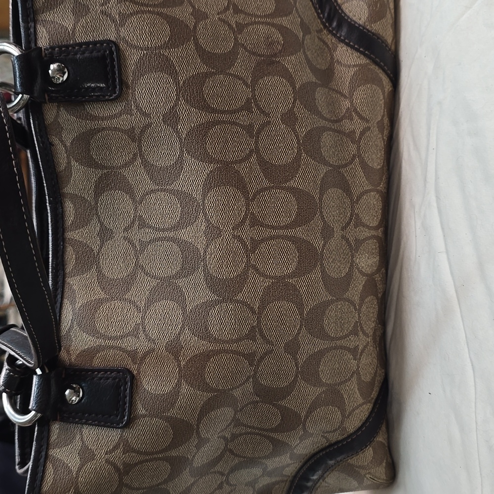 Coach Tan and Black Signature Leather Hand Bag - Picture 2 of 16